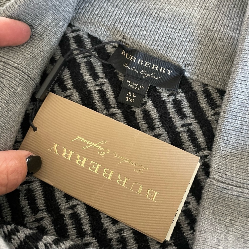 NWT BURBERRY gray black cable knit one shoulder asymmetrical sweater size XL - Picture 5 of 15